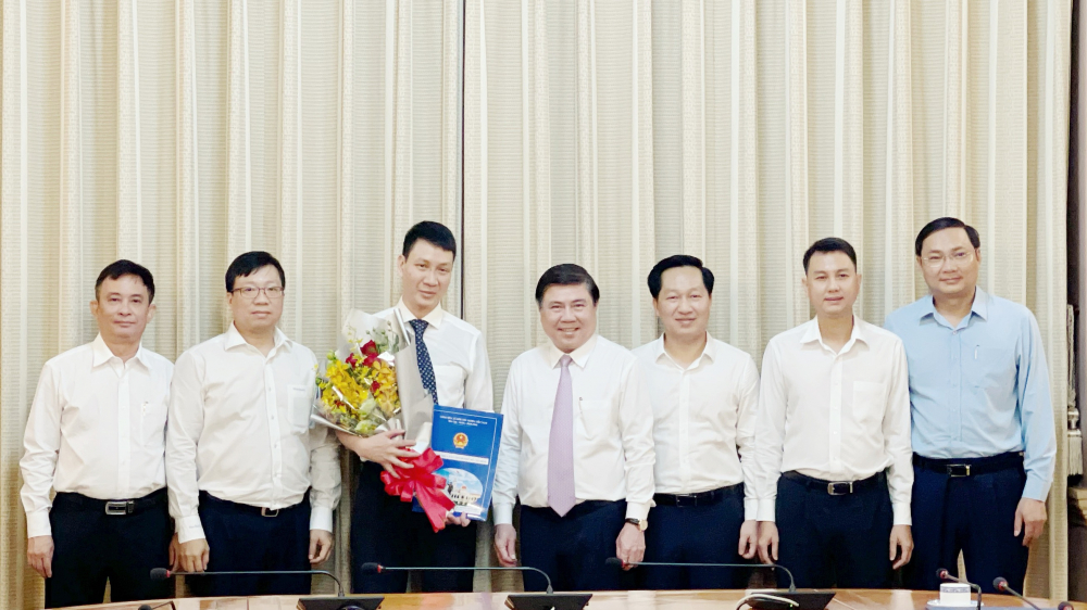 Lãnh đạo TPHCM và chúc mừng ông Trương Trung Kiên trở lại Sở Quy hoạch và Kiến trúc TPHCM với vị trí Phó Giám đốc Sở.