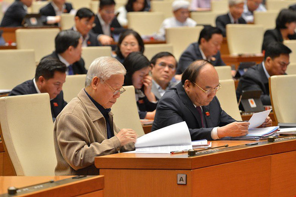 Tổng bí thư, Chủ tịch nước Nguyễn Phú Trọng và Thủ tướng Nguyễn Xuân Phúc (Ảnh: Quochoi.vn).