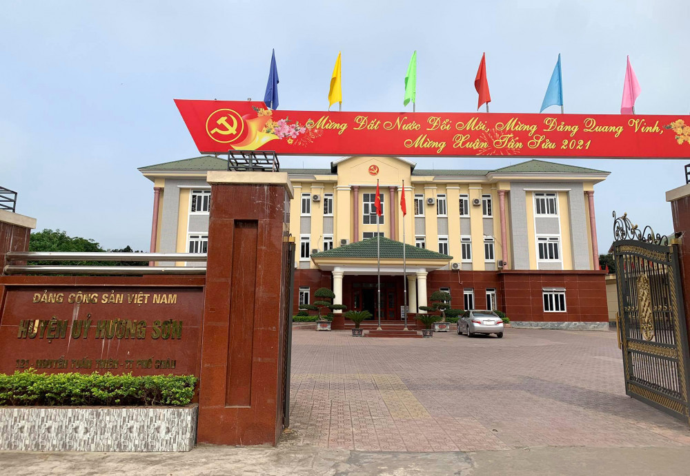 Huyện ủy Hương Sơn