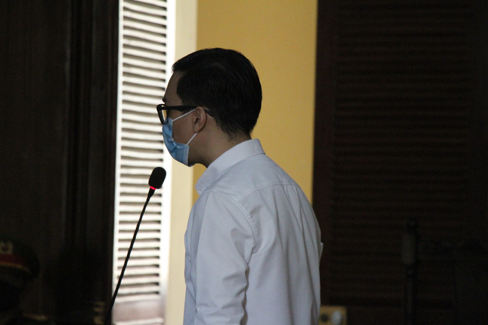 Bị cáo Dương Tấn Hậu trình bày trước tòa 