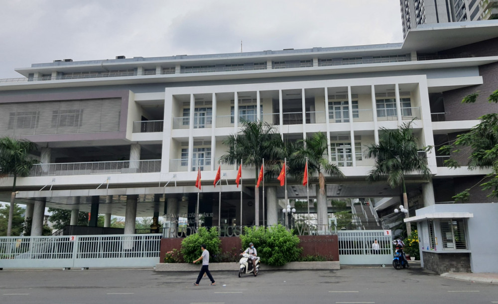 Trường THCS Nguyễn Văn Tố, nơi xảy ra vụ việc. Ảnh: T.N