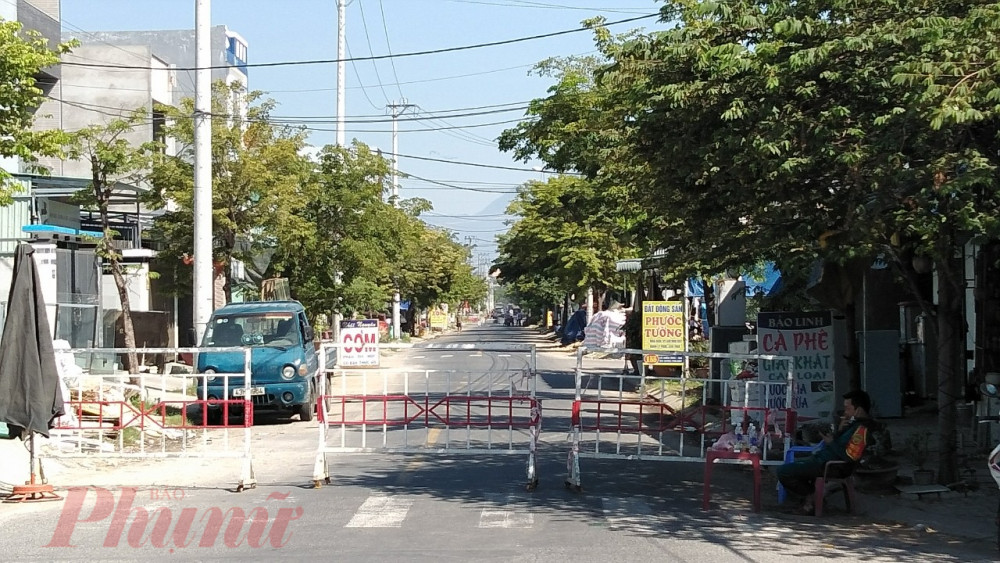 Khu vực quanh nhà bệnh nhân ở đường Lê Hiến Mai đã được phong tỏa
