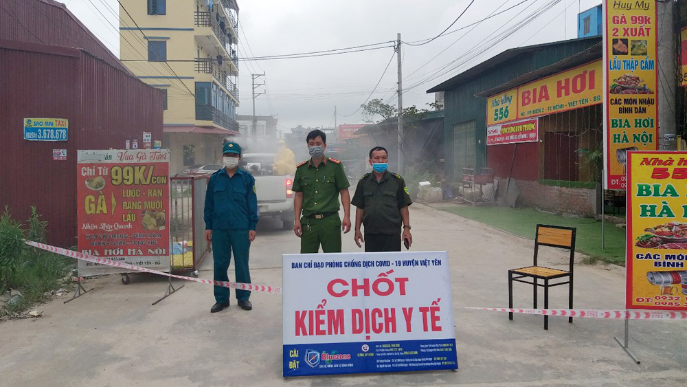 Một chốt kiểm soát dịch bệnh trên địa bàn tỉnh Bắc Giang - Ảnh: Báo Bắc Giang