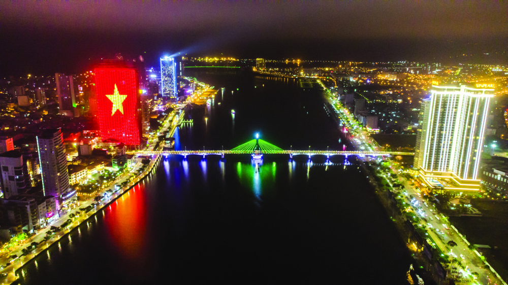 Đà Nẵng được biết đến là một thành phố đáng sống bởi sự năng động và phát triển nhanh, trong đó một phần nhờ chính sách thu hút nhân tài hiệu quả ẢNH: NGUYỄN TRÌNH
