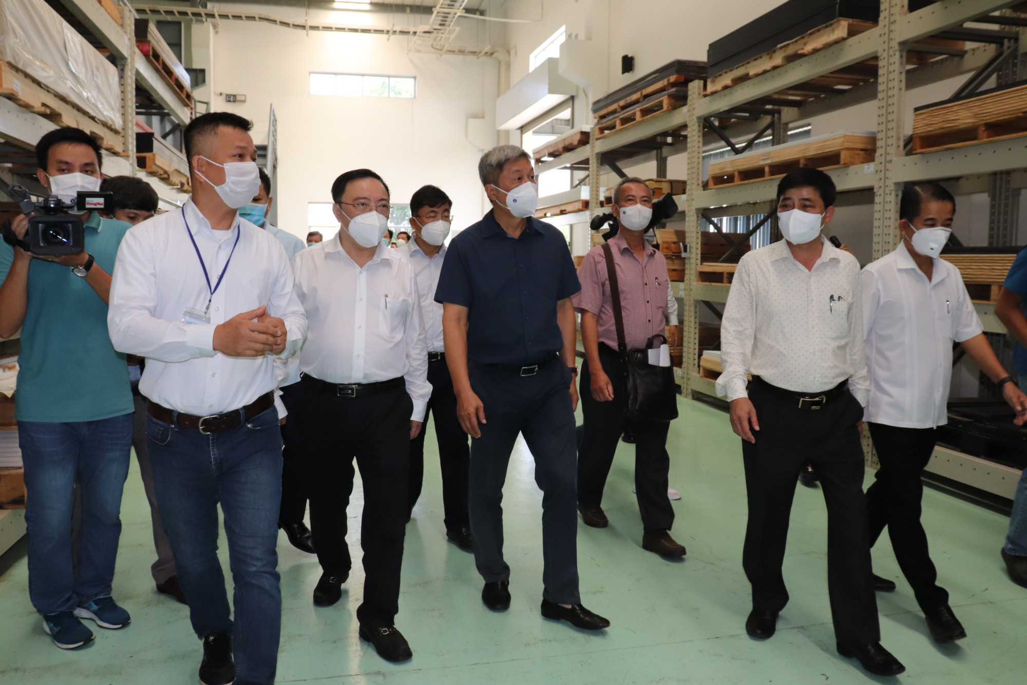 Lãnh đạo tỉnh Đồng Nai, Bộ Y tế kiểm tra công tác phòng, chống dịch COVID-19 tại một nhà máy ở Khu công nghiệp Amata