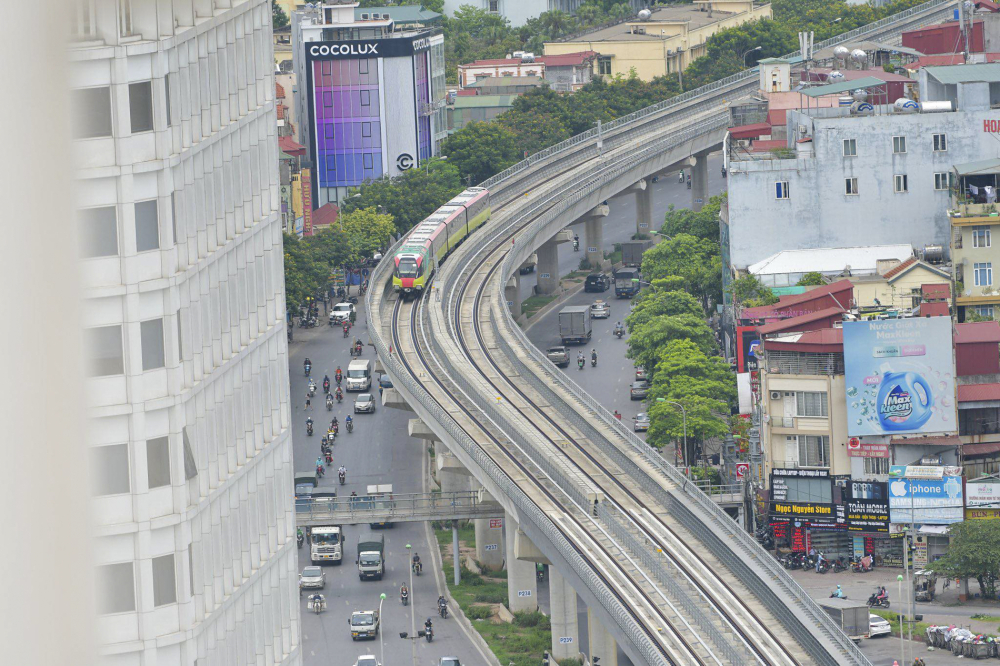 Dự án đường sắt Nhổn - ga Hà Nội có chiều dài 12,5km, trong đó 8,5km đi trên cao và 4km đi ngầm. Dự kiến đoạn trên cao sẽ được đưa vào khai thác vào cuối năm 2021.