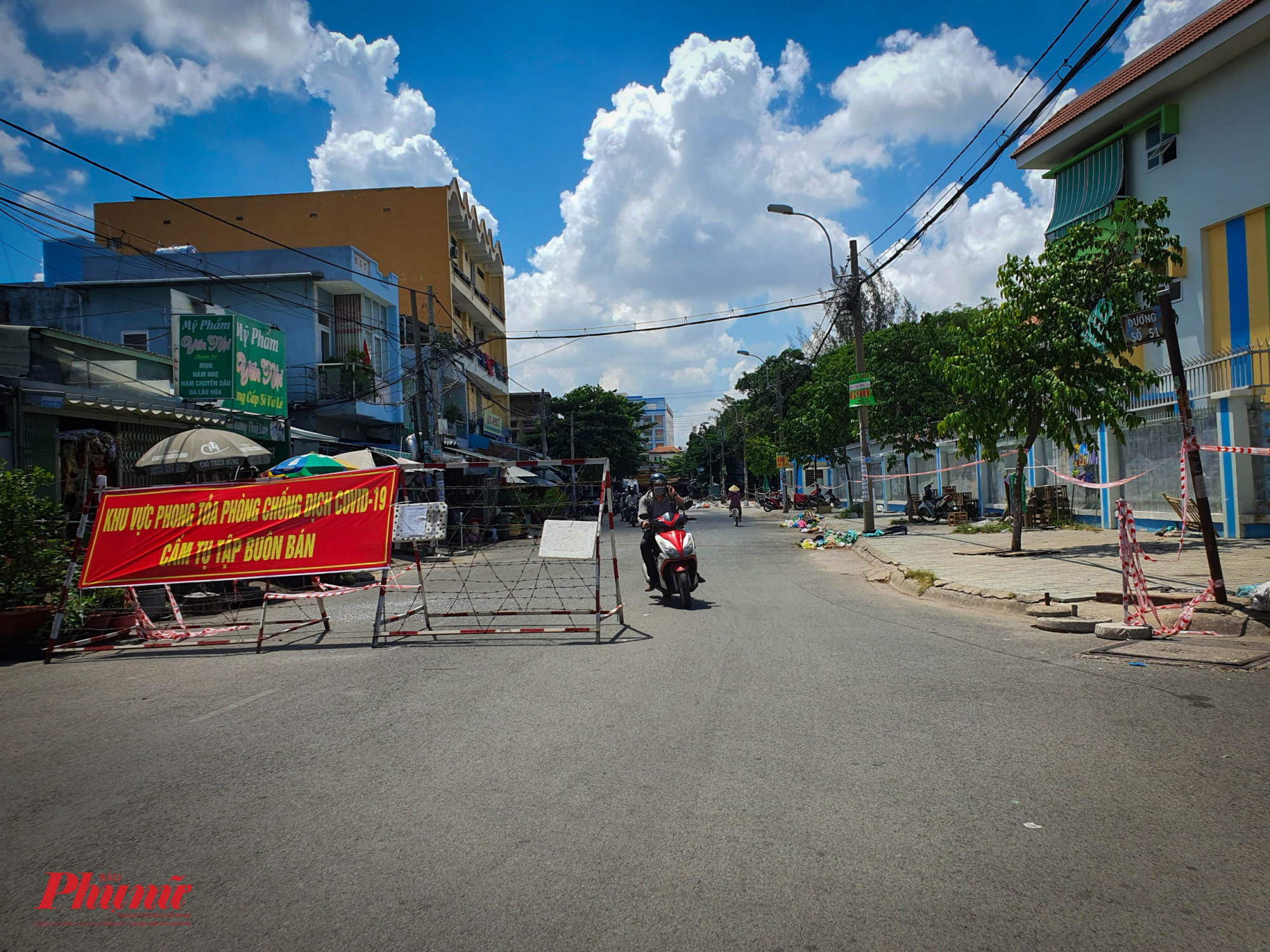 Khu vực đường số 51, phường Tân Tạo A, nghiêm chỉnh chấp hành lệnh tạm ngừng hoạt động của UBND quận Bình Tân