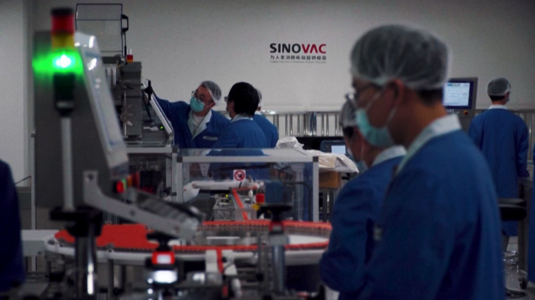 Giới chức y tế Thái Lan quan ngại về tính hiệu quả của vắc xin Sinovac của Trung Quốc - Ảnh: CNN