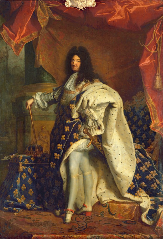 Các bức chân dung của Louis XIV của Pháp, người lên ngôi năm 1643 và trị vì trong 72 năm 110 ngày, cho thấy rằng ông cũng là một phần của một đôi giày đế khá cao.