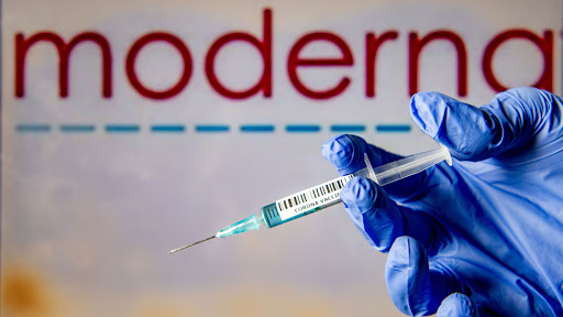 2 triệu liều vắc xin Moderna đã về tới Việt Nam sáng nay