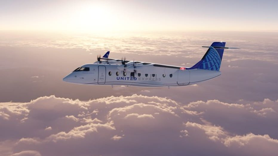 Mục tiêu mua máy bay điện Heart Aerospace ES-19 của United Airlines là tiến tới giảm 100% lượng khí thải gây hiệu ứng nhà kính vào năm 2050 - Ảnh: United Airlines
