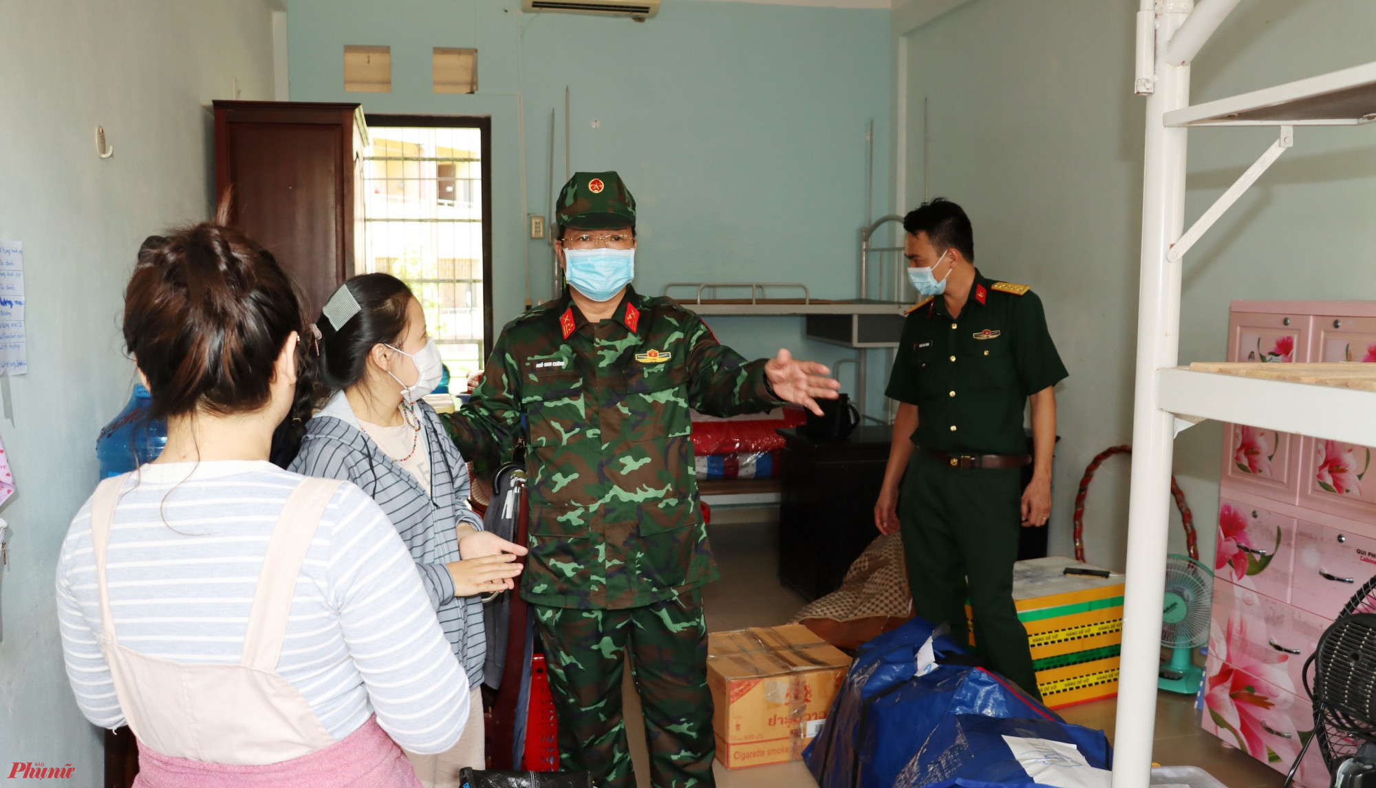 Thượng tá Ngô Nam Cường - Chỉ huy trưởng Bộ chỉ huy Quân sự tỉnh Thừa Thiên - Kiểm kiểm tra Khu cách ly Ký túc xá Đai học Huế