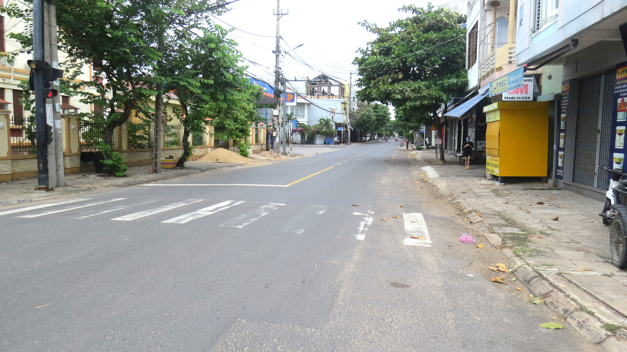 Đường Lê Thành Phương, TP. Tuy Hòa (Phú Yên) vắng người qua lại