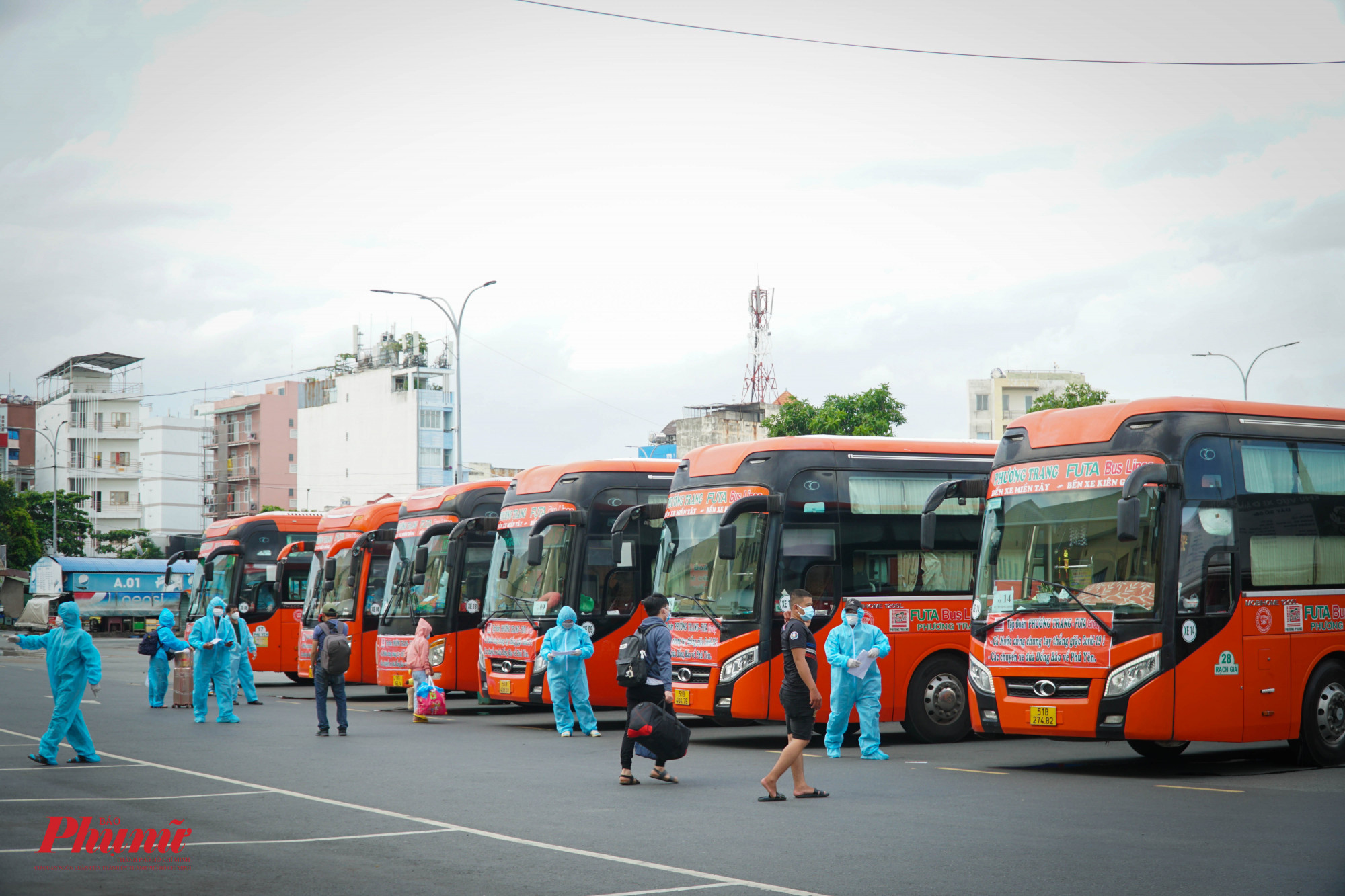 hơn 18g, những chuyến xe đầu tiên sẽ lăng bánh về tỉnh Phú Yên