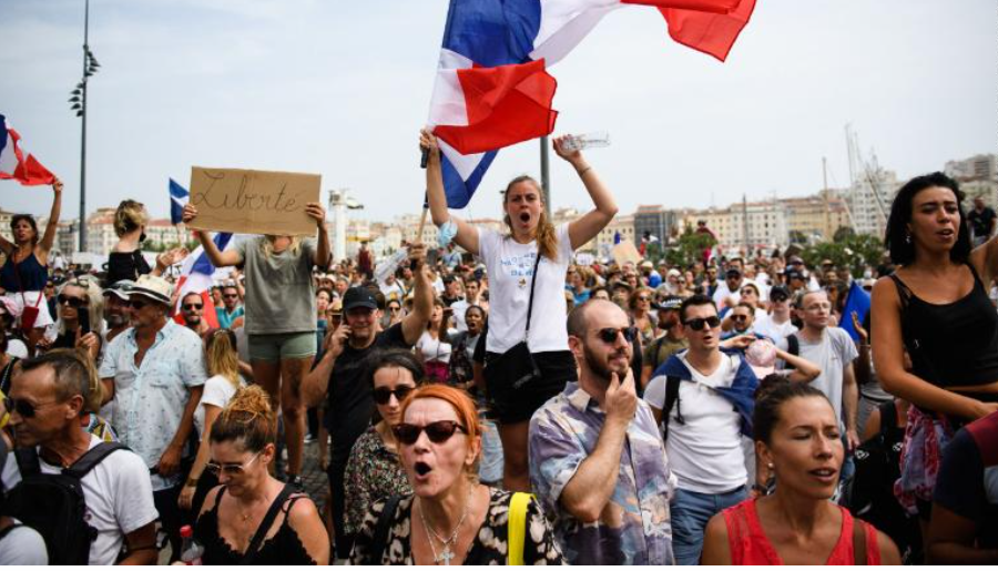 Hàng trăm ngàn người Pháp biểu tình phản đối 
