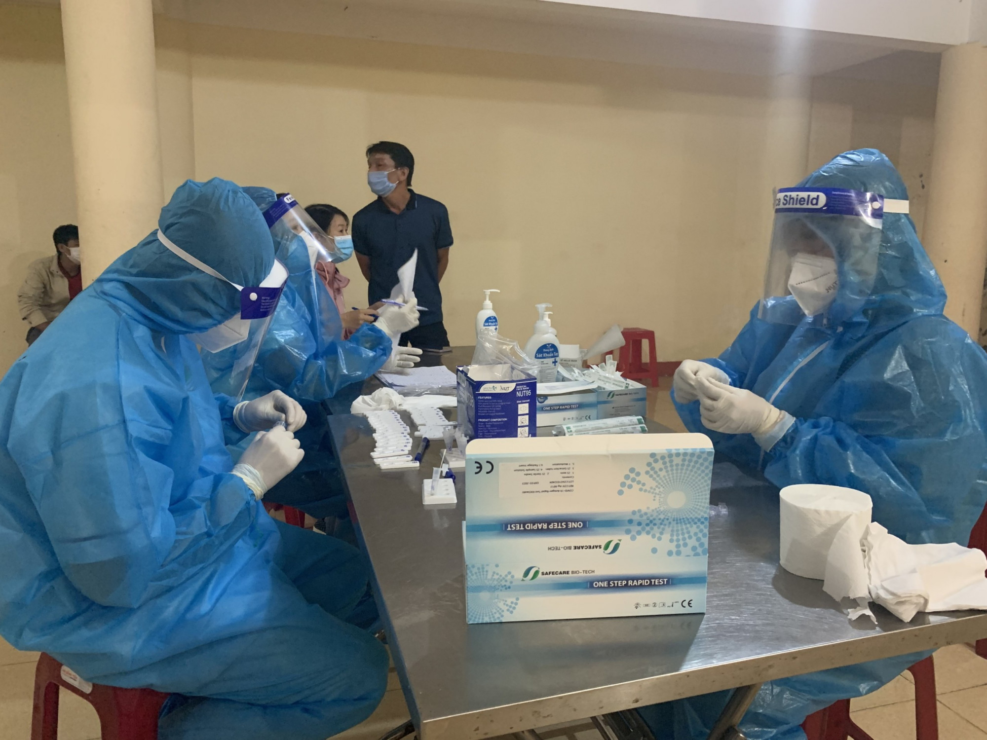 4 cán bộ y tế tại tỉnh Đắk Nông dương tính với SARS-CoV-2