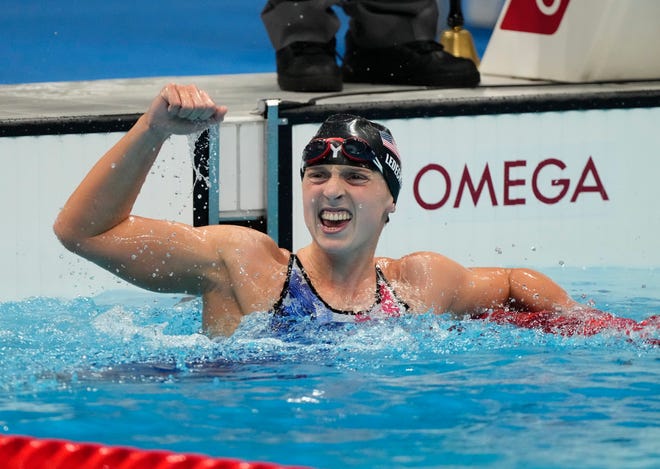 Katie Ledecky đi vào lịch sử Olympic với huy chương vàng đầu tiên nội dung bơi tự do 1.500m dành cho nữ. Ảnh: USA Today