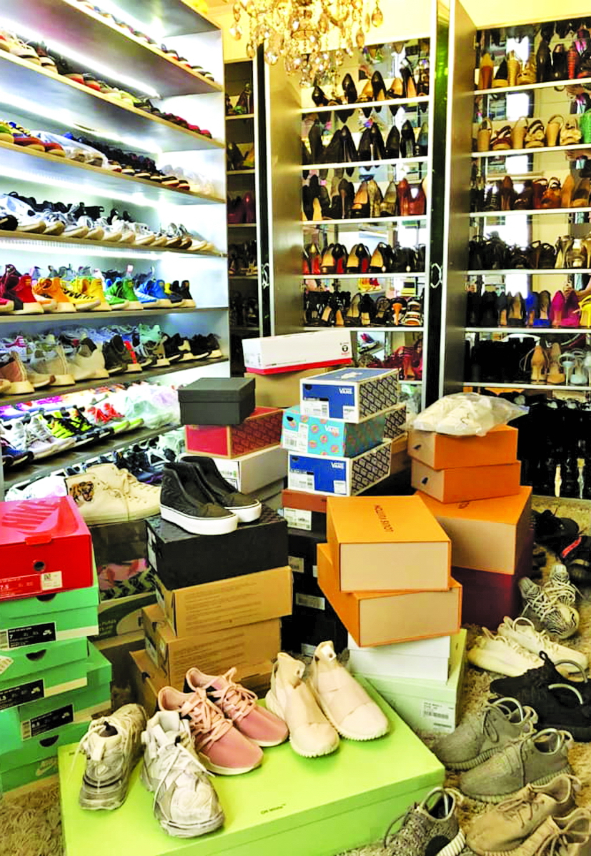 Bộ sưu tập giày thể thao của Ann Jacobe ước tính khoảng 500 đôi