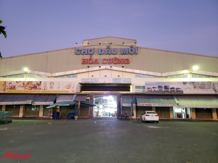 Chuỗi lây nhiễm từ chợ đầu mối Hòa Cường đang lan rộng khắp các quận huyện của Đà Nẵng