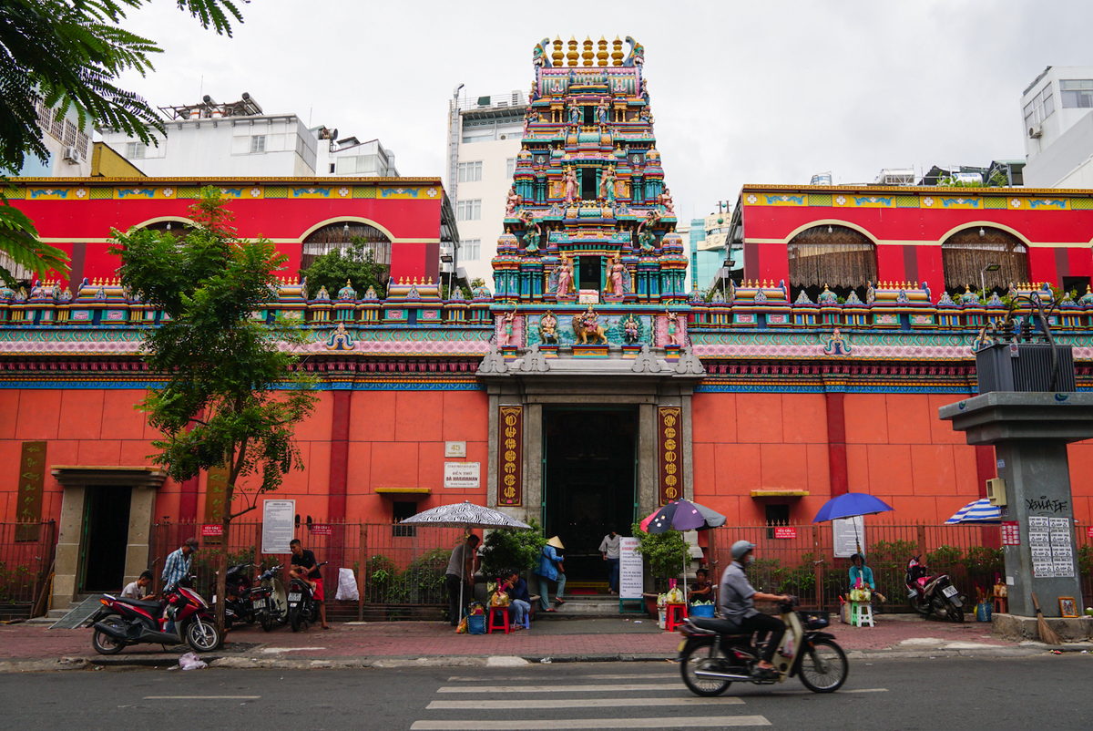 Đền Mariamman - một trong những công trình đậm dấu ấn Ấn Độ tại TPHCM
