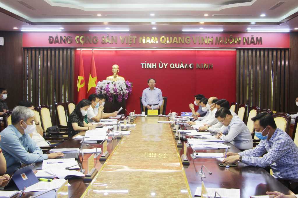 Bí thư Tỉnh uỷ Nguyễn Xuân Ký chủ trì phiên họp.