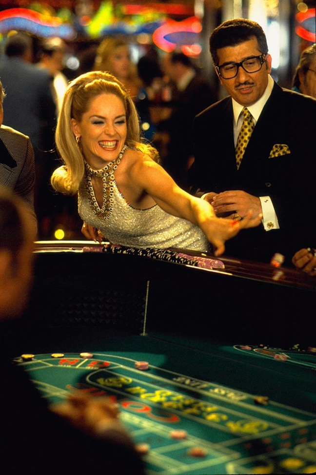 Năm 1995, cô đã nhận được giải Quả cầu vàng cho Nữ diễn viên xuất sắc nhất  với vai diễn Ginger trong Casino của Martin Scorsese. 