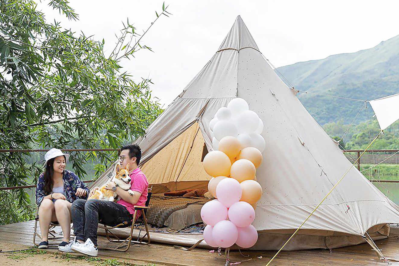 Đi cắm trại qua đêm trở thành xu hướng mới của người dân Hồng Kông trong thời dịch