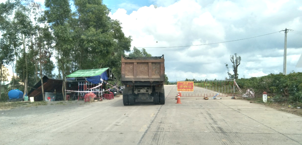 Chốt chặn phòng, chống dịch COVID-19 ở huyện Sơn Hòa, Phú Yên