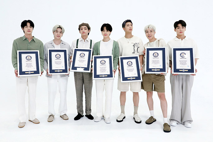 Nhóm BTS được Guinness vinh danh hôm 2/9 trên Đại sảnh Danh vọng