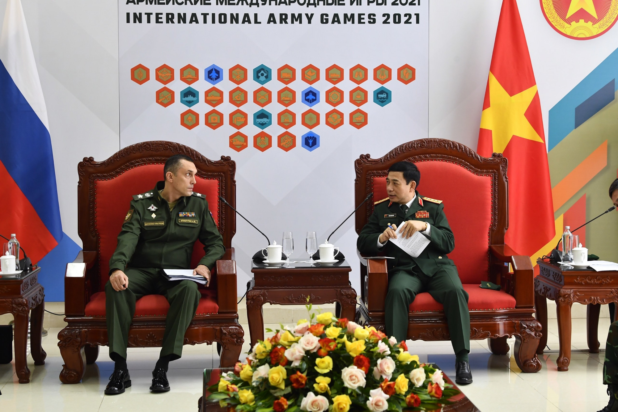 Đại tướng Phan Văn Giang tiếp Thứ trưởng Bộ Quốc phòng Liên bang Nga. (Ảnh: Huy Nguyễn)