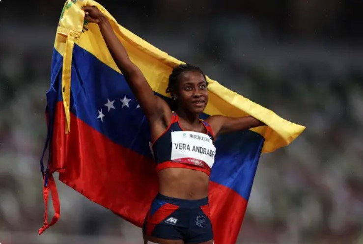 Venezuela chưa bao giờ giành được huy chương vàng Paralympic ở môn điền kinh, nhưng họ đã giành được hai huy chương chỉ sau 15 phút nhờ công của Lisbeli Marina Vera Andrade.