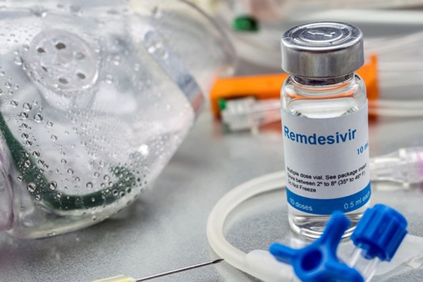 Remdesivir là thuốc kháng virus được Cơ quan Quản lý Thực phẩm và Dược phẩm Hoa Kỳ (FDA) phê duyệt khẩn cấp để điều trị cho bệnh nhân COVID-19, từng được cựu Tổng thống Mỹ sử dụng để chữa COVID-19.