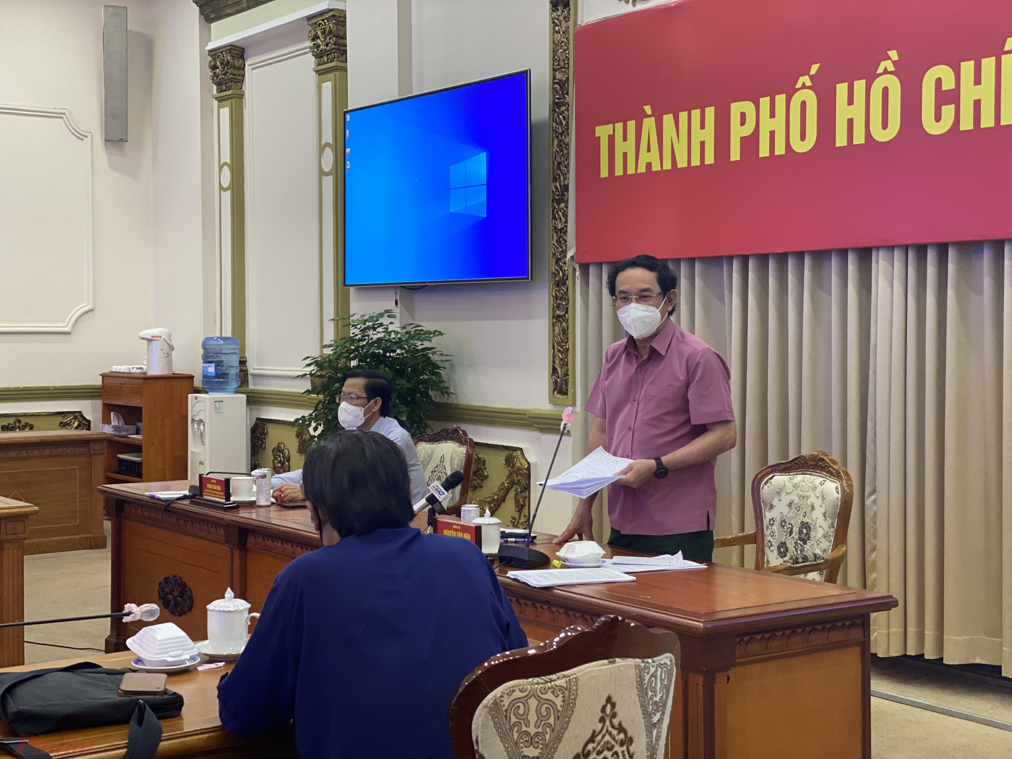 Bí thư Nguyễn Văn Nên phát biểu tại buổi gặp gỡ với chuyên gia, nhà khoa học trong sáng nay 
