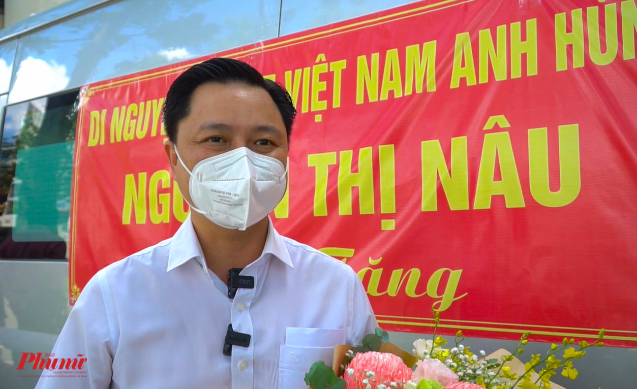 Bác sĩ Nguyễn Tô Bảo Hoàng - Phó giám đốc bệnh viện Quận 1 cũng là cháu ngoại của cố mẹ Việt Nam anh hùng Nguyễn Thị Nâu