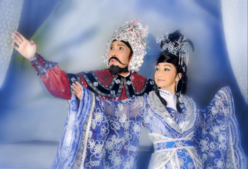 Năm 2009, NSƯT Vũ Linh và NSƯT Thanh Thanh Tâm thực hiện chương trình liveshow 20 năm đôi tình nhân sân khấu. Ảnh: Minh Hoàng.