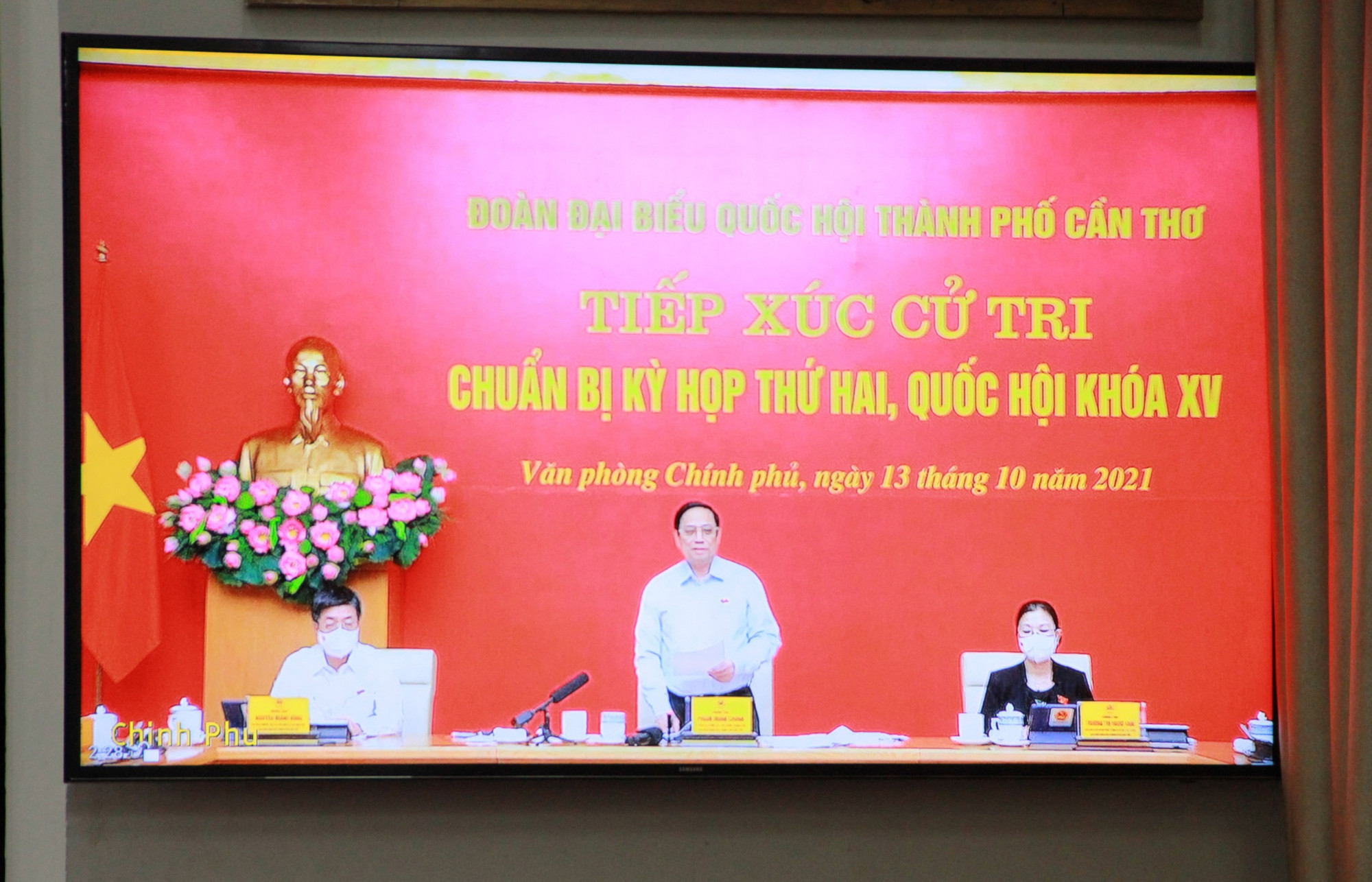 Thủ tướng Phạm Minh Chính tại buổi tiếp xúc trực tuyến với cử tri Cần Thơ