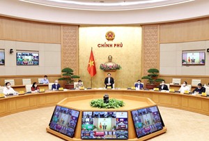 Thủ tướng Phạm Minh Chính chủ trì cuộc họp trực tuyến toàn quốc với các địa phương về những kết quả bước đầu của công tác phòng chống dịch trong đợt dịch thứ 4 từ ngày 27/4/2021 đến nay - Ảnh: VGP/Nhật Bắc