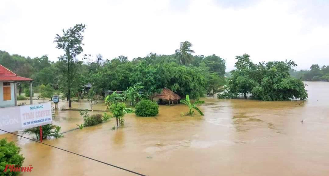 Thủy điện  Hương Điền xả lủ gây ngập nặng đoạn qua phường Hương Vân thị xã Hương Trà