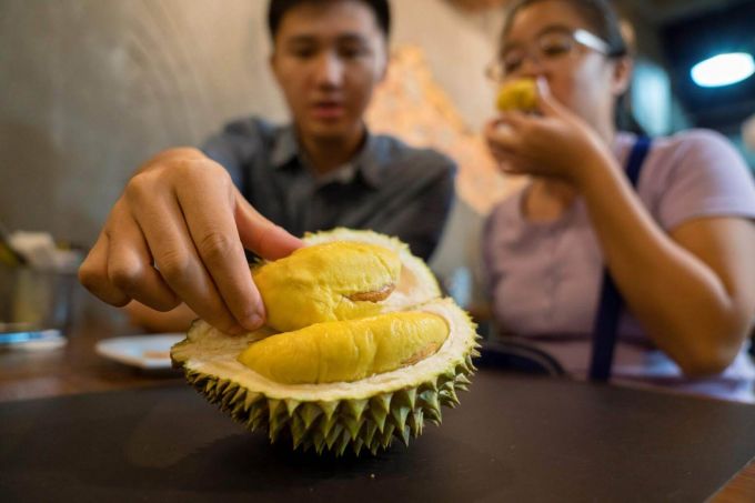 Sầu riêng là một loại quả được yêu thích ở các nước Đông Nam Á - Ảnh: AFP