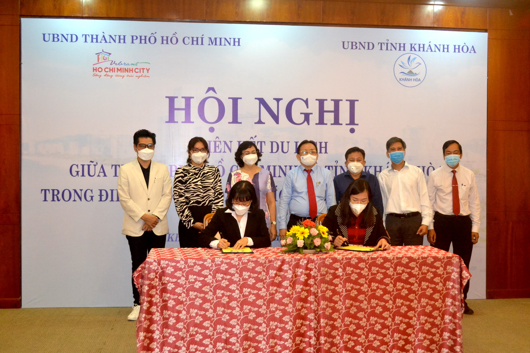Sở Du lịch tỉnh Khánh Hòa và Vietravel ký kết biên bản ghi nhớ hợp tác phát triển