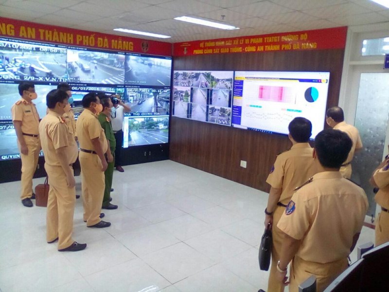 Cục Cảnh sát giao thông (CSGT) đã khánh thành và bàn giao hệ thống giám sát, xử lý vi phạm về TTATGT trên tuyến QL1A đoạn đi qua địa bàn tỉnh Quảng Trị, Thừa Thiên Huế và TP Đà Nẵng.