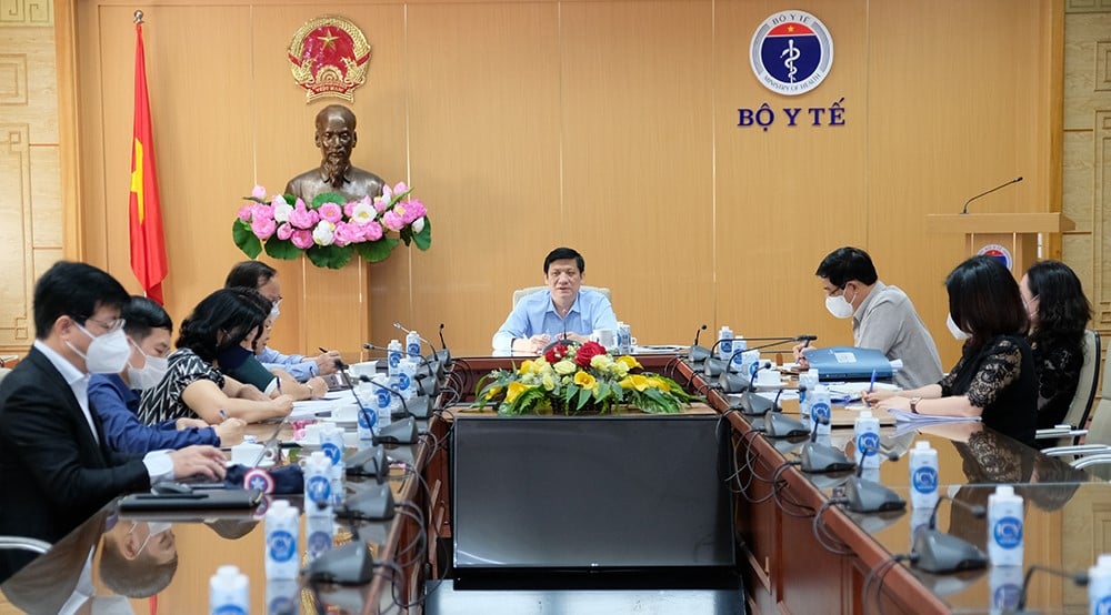 Bộ trưởng Bộ Y tế Nguyễn Thanh Long cho biết sẽ 
