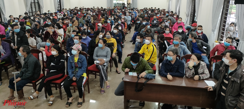 Sau khi được Bộ Y tế phân bổ thêm số lượng vắc xin khá lớn (350.000 liều vắc xin Vero Cell), tỉnh Thừa Thiên - Huế đang mở rộng đối tượng tiêm từ 18 tuổi trở lên