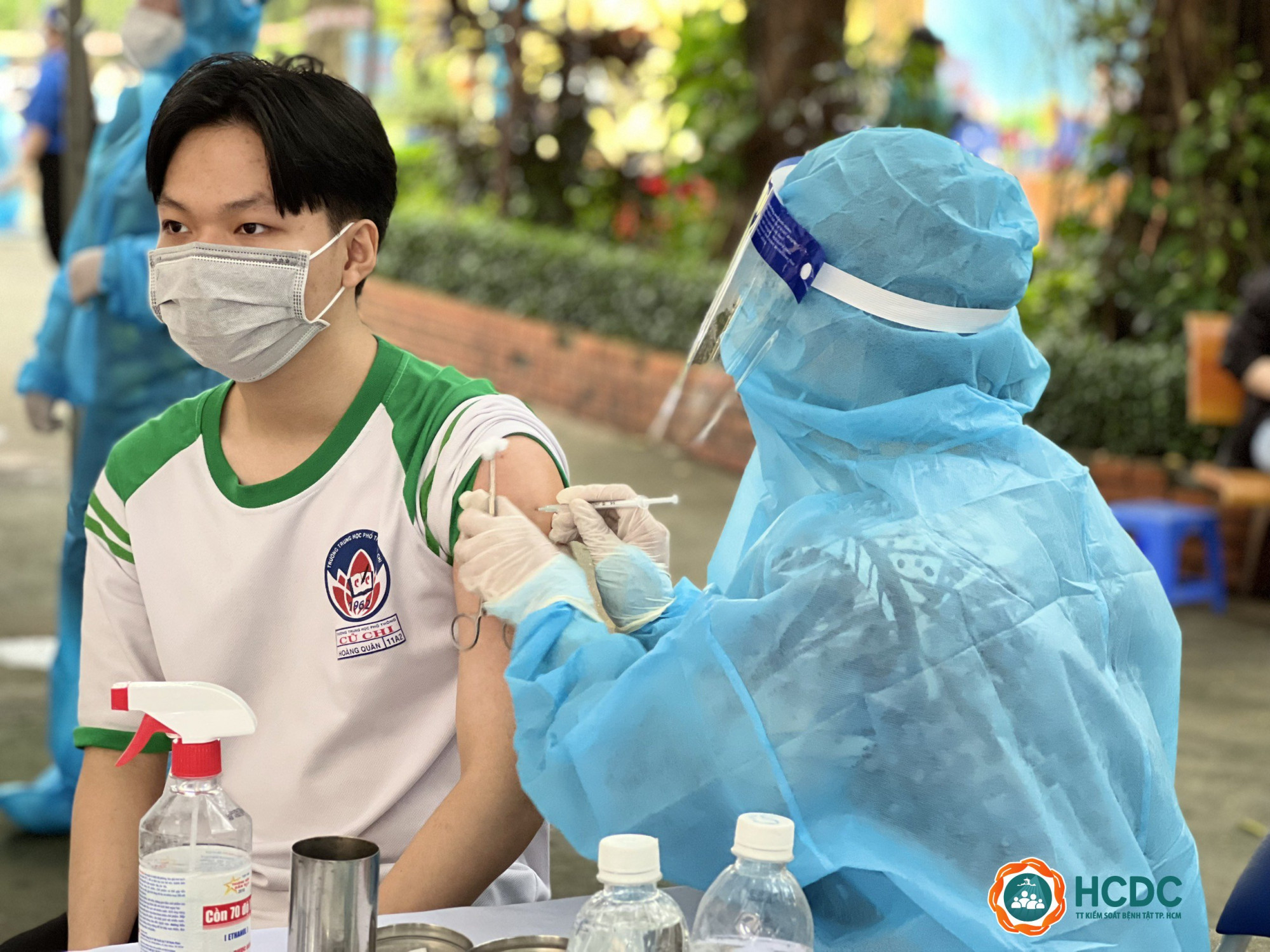 Tiêm vaccine ngừa Covid 19 cho học sinh từ tại Củ Chi ngày 27.10.2021. Ảnh: HCDC Thành phố Hồ Chí Minh