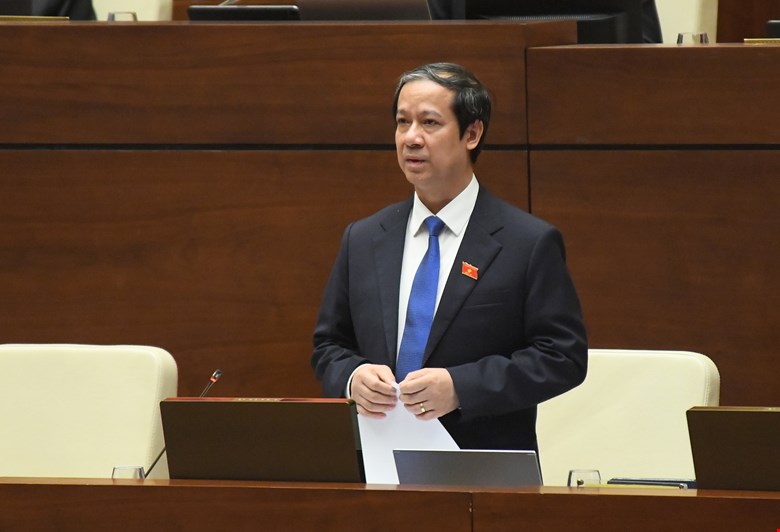 Bộ trưởng Bộ GD-ĐT Nguyễn Kim Sơn cho biết đang trình Chính phủ gói hỗ trợ trên 800 tỷ đồng cho cơ sở giáo dục mầm non