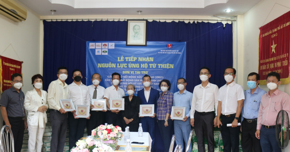 Ủy ban MTTQ Việt Nam TPHCM và Hội Bảo trợ người khuyết tật và trẻ mồ côi TPHCM trân trọng ghi nhận đóng góp của các nhà hảo tâm.