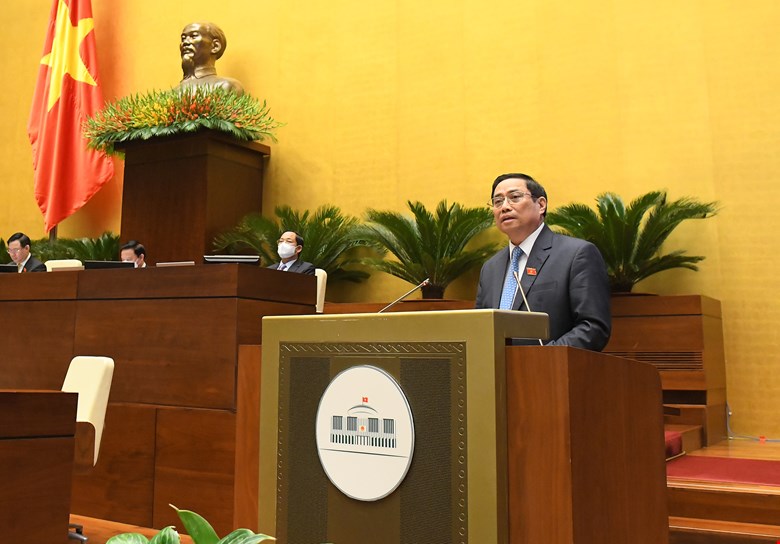Thủ tướng Chính phủ Phạm Minh Chính trả lời chất vấn tại Quốc hội ngày 12/11