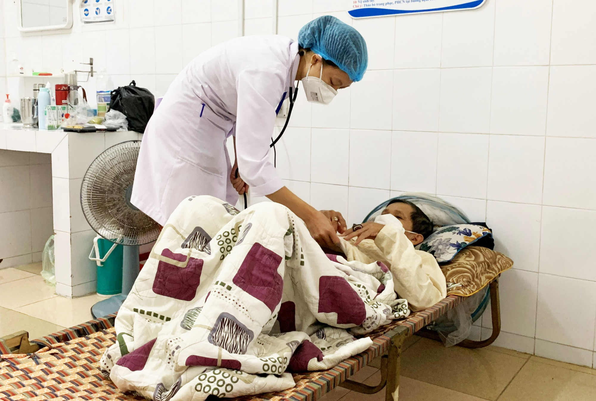 Hơn 1.800 người mắc sốt xuất huyết ở 2 tỉnh Quảng Ngãi và Bình Định