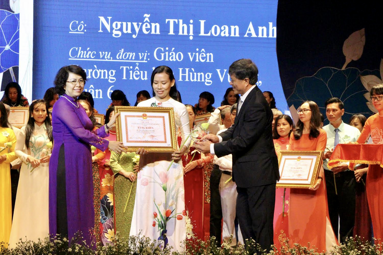 50 thầy cô giáo được vinh danh giải thưởng Võ Trường Toản năm 2021 (hình minh họa)