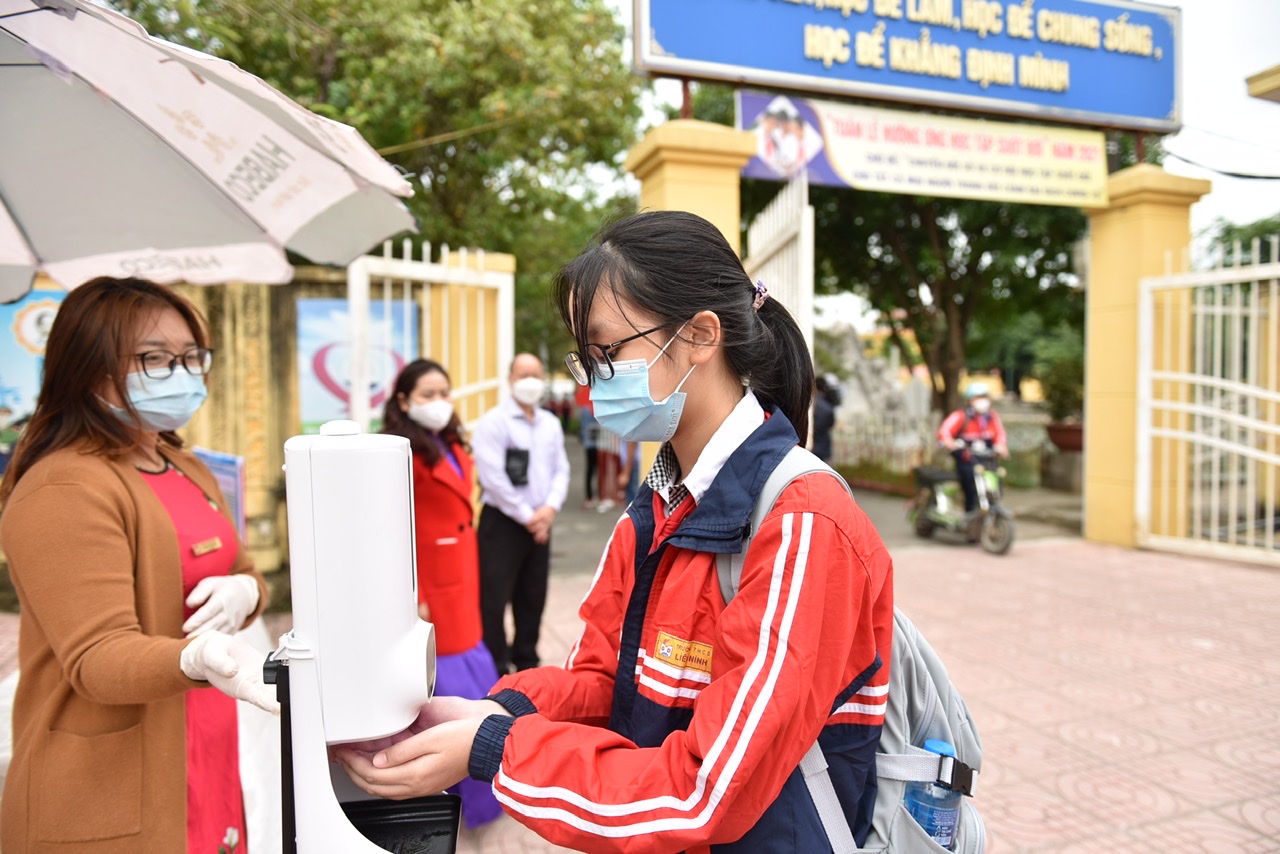 200 trường tại Hà Nội cho học sinh học trở lại sau ảnh hưởng của dịch COVID-19